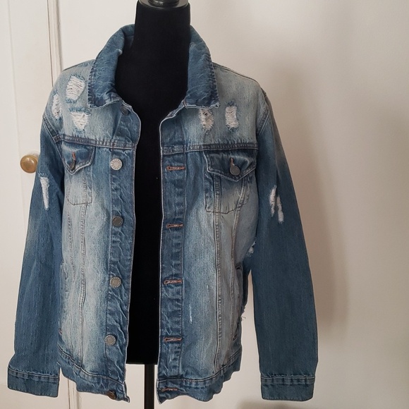 Distress Jean jacket - Picture 2 of 5